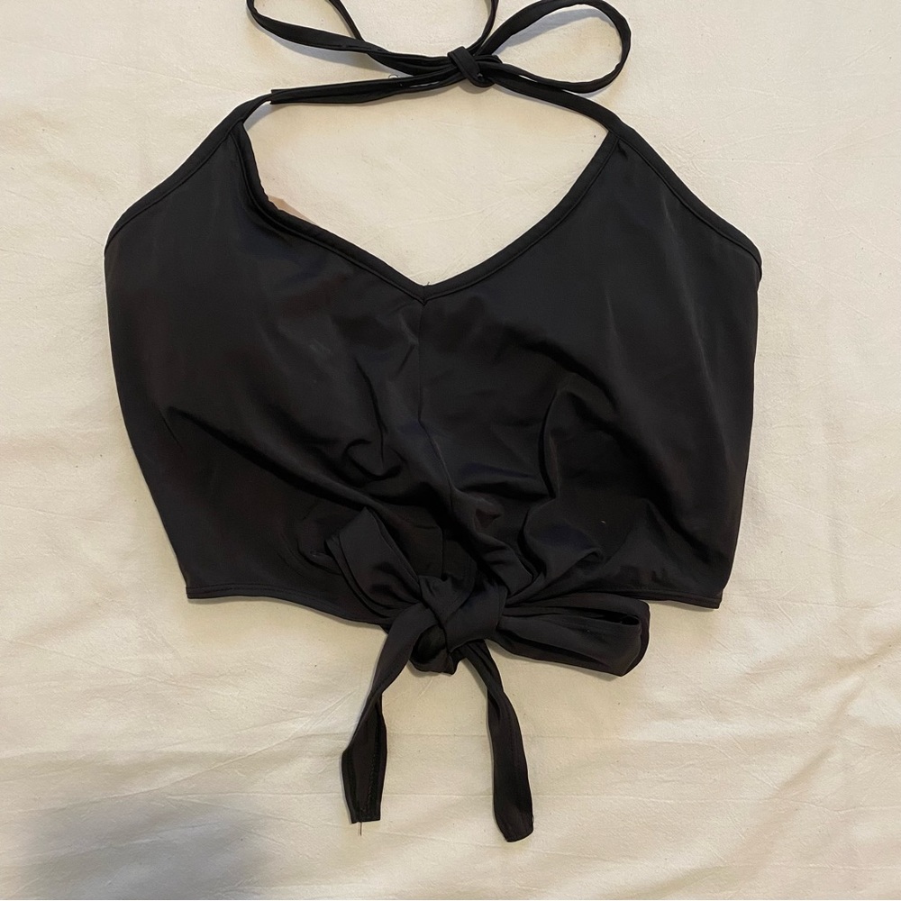 Kortni Jeane black tied up top